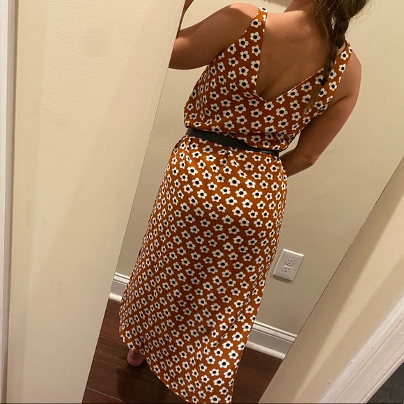 en THREAD Floral V Neck Side Slit Midi Dress NWT - Picture 5 of 13